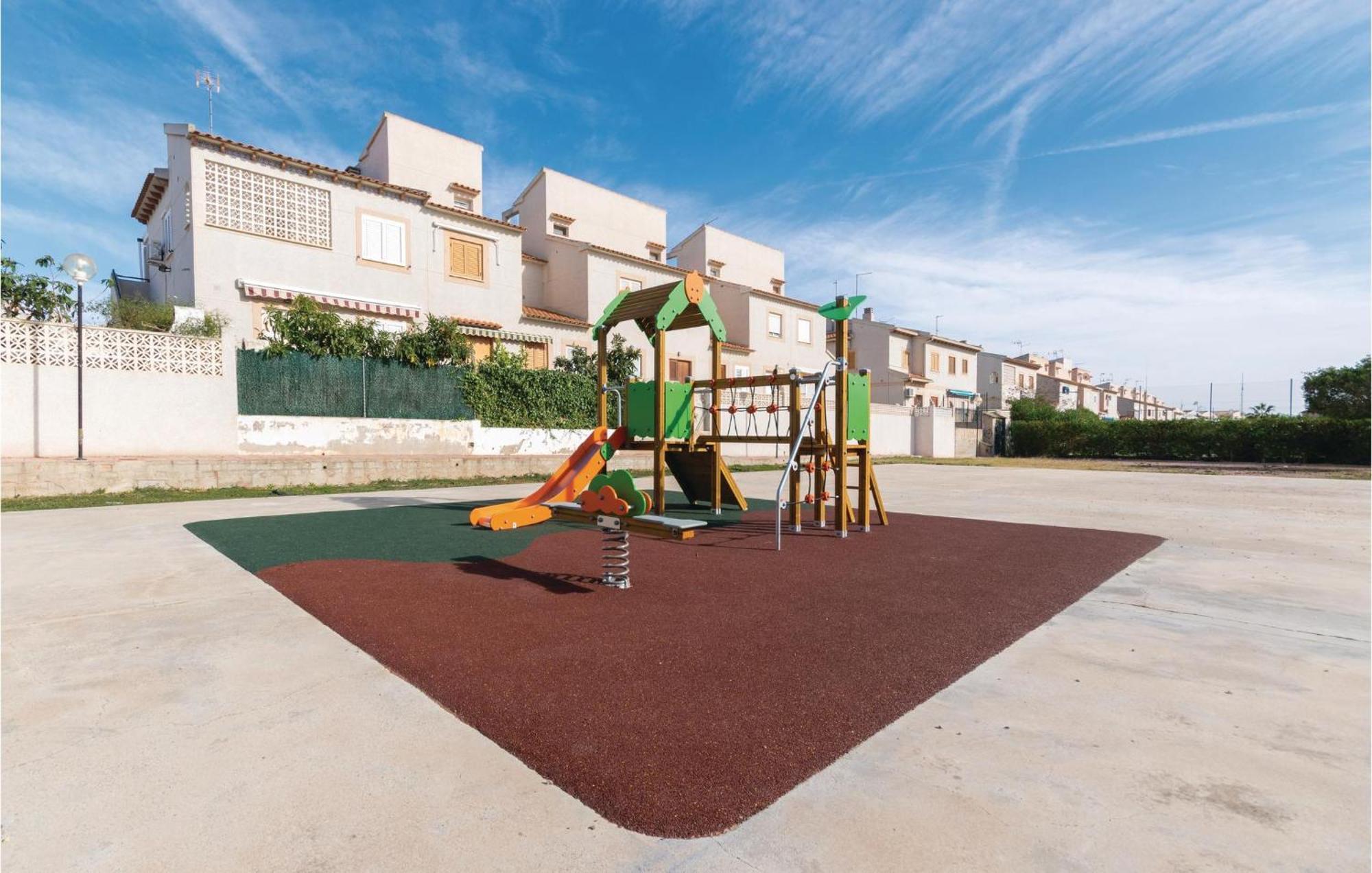 Cozy Apartment In Guardamar Del Segura Esterno foto