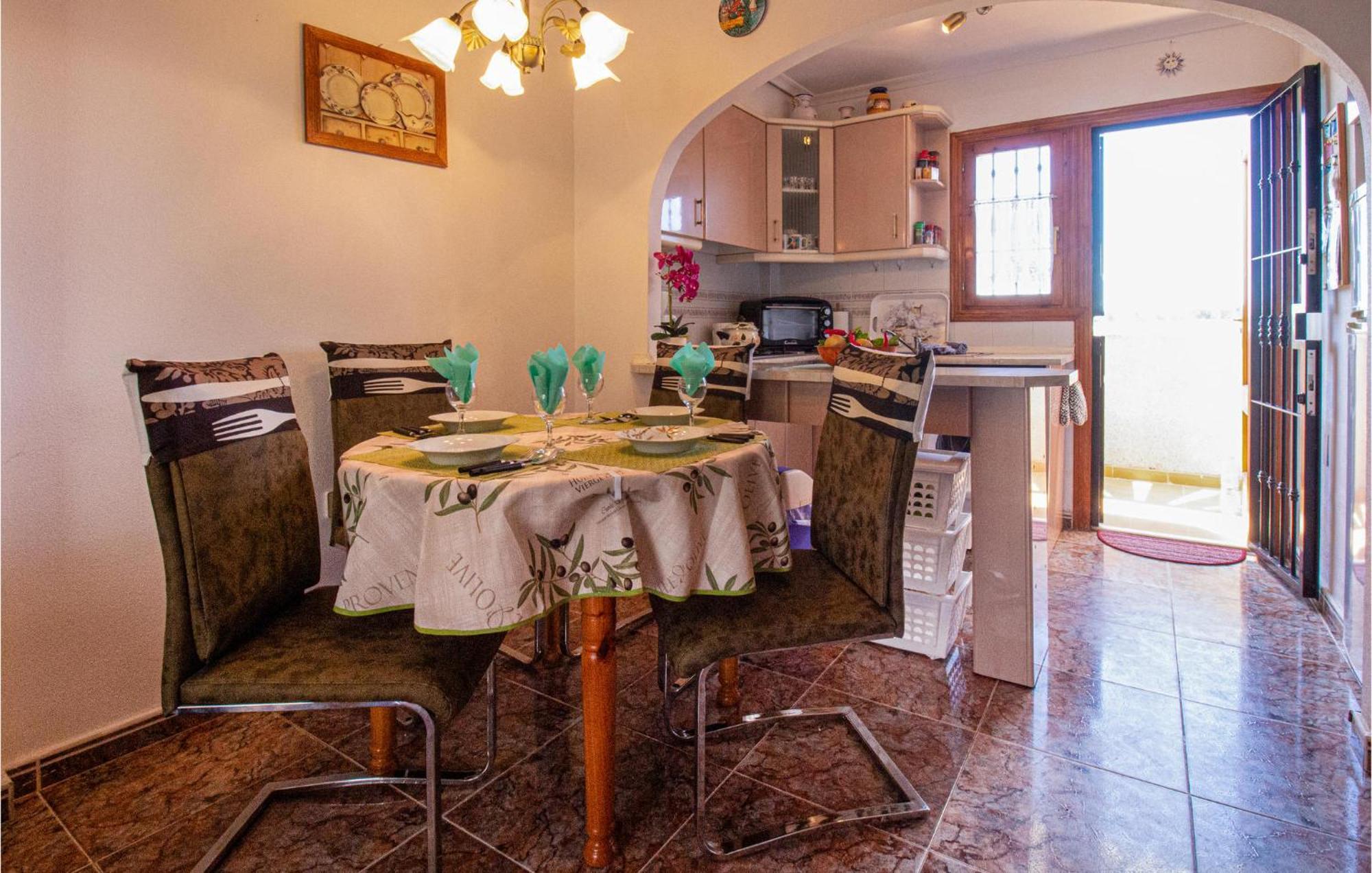Cozy Apartment In Guardamar Del Segura Esterno foto
